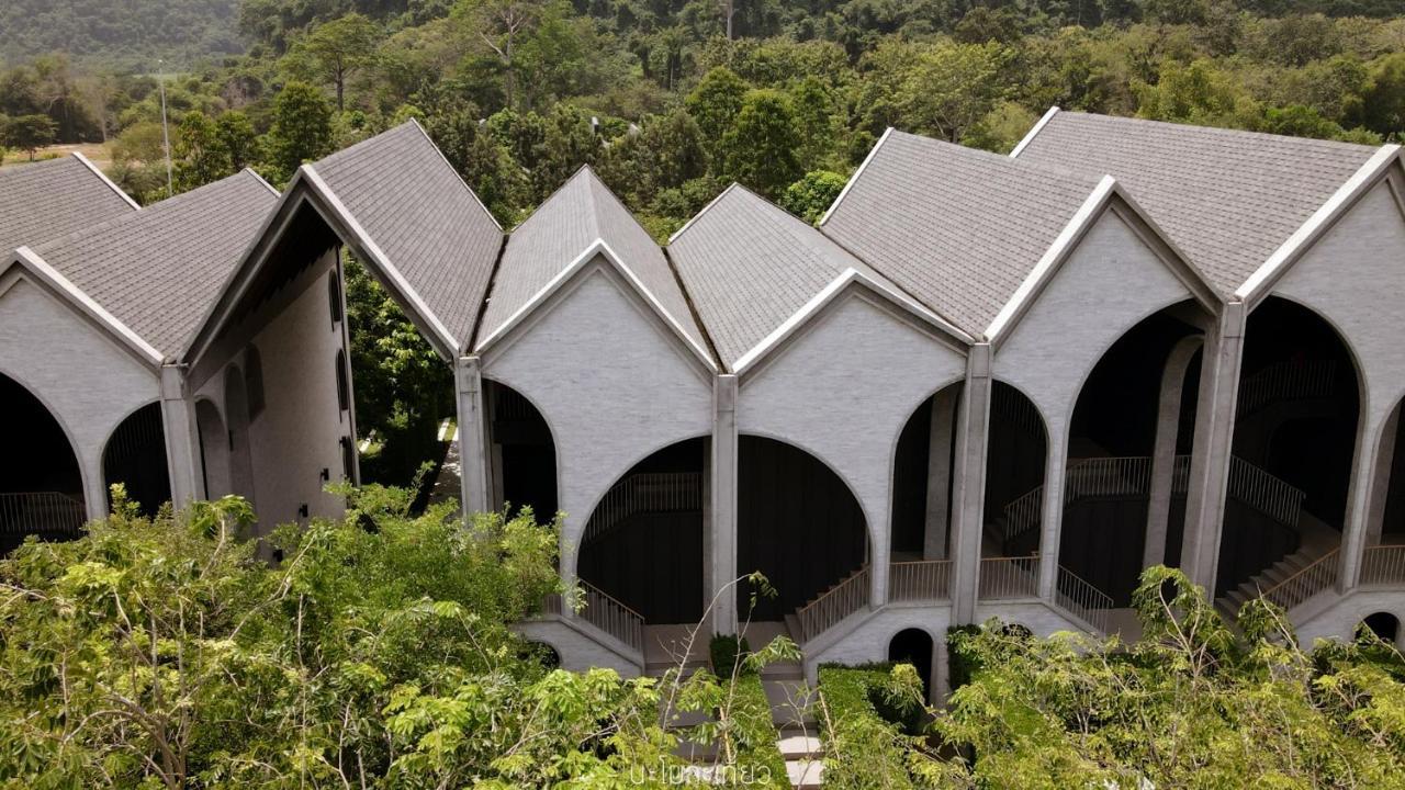 מו סי Hotel Labaris Khao Yai מראה חיצוני תמונה